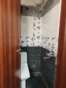 Common Bathroom Image of 250 Sq.ft 1 RK Apartment / Flat for rent in Kondapur Hyderabad for Rs. 17000