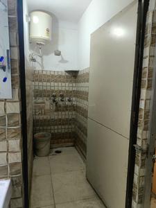 Bathroom Image of Raja in Vishnu Garden, New Delhi