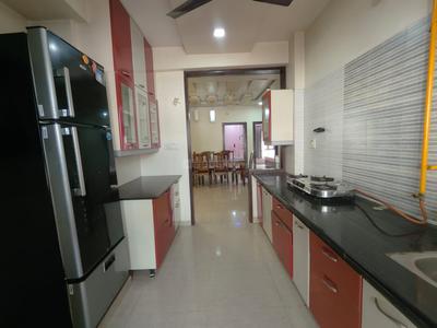 Kitchen Image of 2300 Sq.ft 4 BHK Apartment / Flat for sale in Science City Ahmedabad for Rs. 25000000