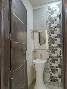 Bedroom One Image of 1100 Sq.ft 2 BHK Builder Floor for sale in Indirapuram Ghaziabad for Rs. 8000000