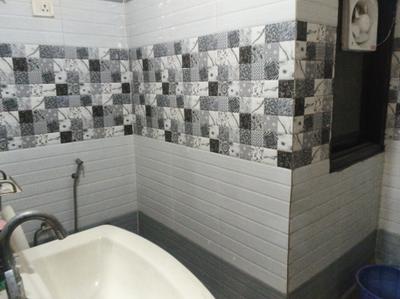 Image of 1100 Sq.ft 3 BHK Builder Floor for rent in Ramesh Nagar, New Delhi for Rs. 38000