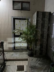 Hall Image of 900 Sq.ft 1.5 BHK Independent House for sale in Sadar Bazaar New Delhi for Rs. 7500000