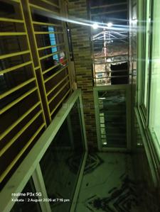Balcony Image of 600 Sq.ft 2 BHK Apartment / Flat for rent in Kankurgachi Kolkata for Rs. 14000
