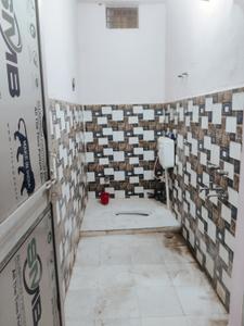 Bathroom Image of 1050 Sq.ft 1 BHK Duplex for rent in Khabra Muzaffarpur for Rs. 5000