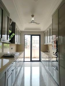 Kitchen Image of 2800 Sq.ft 4 BHK Builder Floor for sale in Uppal Southend, Sector 49 Gurgaon for Rs. 42500000