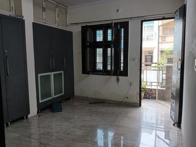 Bedroom Image of 1600 Sq.ft 3 BHK Apartment / Flat for rent in Sarvahit Apartments, Sector 17 Dwarka New Delhi for Rs. 40000