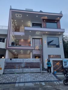 Image of 7200 Sq.ft 7 BHK Independent House for sale in Gomti Nagar, Lucknow for Rs. 65000000