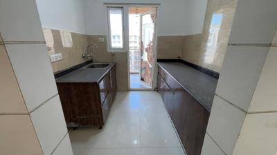 Kitchen Image of 1160 Sq.ft 2.5 BHK Apartment / Flat for sale in Arihant Ambar, Noida Extension Greater Noida for Rs. 10000000