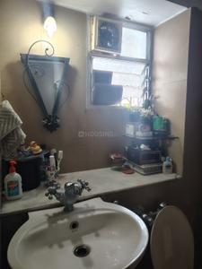 Bathroom Image of 751 Sq.ft 2 BHK Apartment / Flat for sale in Ballygunge Kolkata for Rs. 9500000