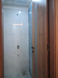 Bedroom One Image of 1700 Sq.ft 4 BHK Apartment / Flat for sale in Sector 104 Noida for Rs. 9200000