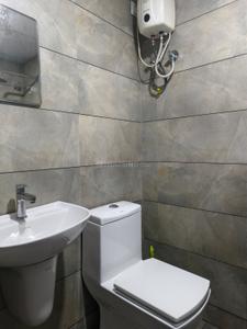 Image of 1400 Sq.ft 3 BHK Apartment / Flat for rent in M.G. Road, Kochi for Rs. 50000