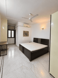 Bedroom Image of 2000 Sq.ft 3 BHK Builder Floor for sale in Greater Kailash I New Delhi for Rs. 39000000