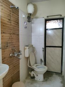 Common Bathroom Image of 845 Sq.ft 2 BHK Apartment / Flat for rent in Kasarvadavali Thane for Rs. 23000