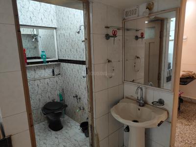 Bathroom Image of 1100 Sq.ft 2 BHK Independent House for rent in Nana Mava Rajkot for Rs. 15000