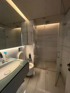 Bathroom Image of 2600 Sq.ft 3 BHK Apartment / Flat for sale in Lodha World Crest, Lower Parel Mumbai for Rs. 140000000