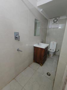 Bathroom Image of 600 Sq.ft 1 BHK Apartment / Flat for rent in Kaveri Apartments, Vasant Kunj New Delhi for Rs. 29900