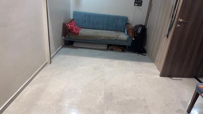 Living Room Image of 600 Sq.ft 1.5 BHK Apartment / Flat for sale in Powai Mumbai for Rs. 9000000