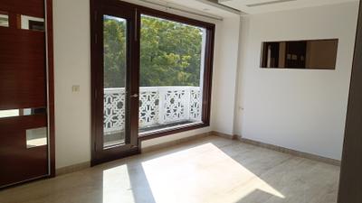 Bedroom Image of 3150 Sq.ft 4 BHK Builder Floor for rent in Safdarjung Development Area New Delhi for Rs. 300000