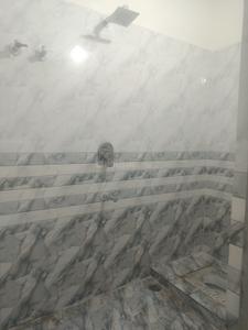Bathroom Image of 1600 Sq.ft 3 BHK Apartment / Flat for sale in Dighori Nagpur for Rs. 5999000