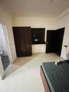 Bedroom Image of 350 Sq.ft 1 RK Independent House for rent in DLF Independent Floors, DLF Phase 3 Gurgaon for Rs. 12000