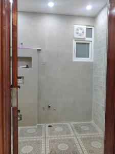 Common Bathroom Image of 1700 Sq.ft 4 BHK Builder Floor for sale in Indirapuram Ghaziabad for Rs. 23000000