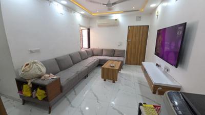 Living Room Image of 1080 Sq.ft 2 BHK Apartment / Flat for sale in Paldi Ahmedabad for Rs. 6000000