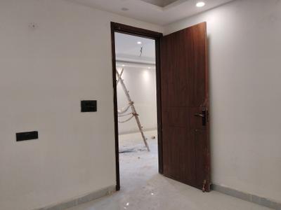Bedroom Image of 1350 Sq.ft 3 BHK Apartment / Flat for sale in Satbari New Delhi for Rs. 12000000