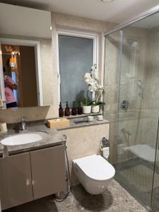 Image of 2300 Sq.ft 3.5 BHK Apartment / Flat for rent in DLF One Midtown, Karampura, New Delhi for Rs. 95000