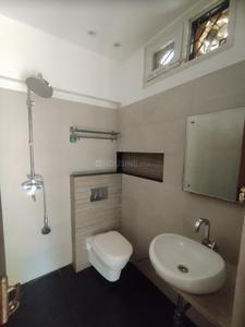 Bathroom Image of 1100 Sq.ft 2 BHK Builder Floor for sale in Swaraj Homes RWA Hauz Khas Block C 1, Safdarjung Development Area New Delhi for Rs. 32500000