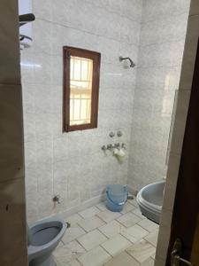 Image of 2000 Sq.ft 5 BHK Duplex for rent in DDA B4, Vasant Kunj, New Delhi for Rs. 125000