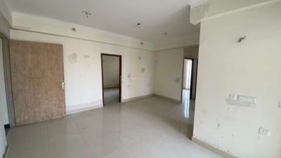 Living Room Image of 1200 Sq.ft 3 BHK Apartment / Flat for rent in Amrapali Crystal Homes Phase 1, Sector 76 Noida for Rs. 36000