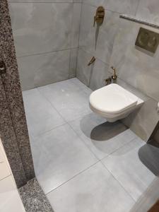 Bathroom Image of 1150 Sq.ft 3 BHK Apartment / Flat for sale in Courtyard Regalia Phase I, Bhayli Vadodara for Rs. 7200000