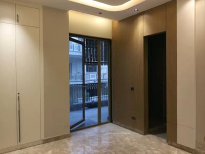 Bedroom Image of 3000 Sq.ft 4 BHK Builder Floor for sale in Punjabi Bagh New Delhi for Rs. 60000000