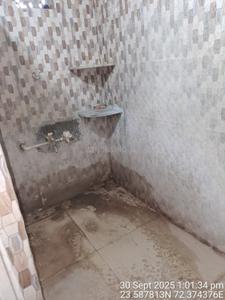 Bathroom Image of 588 Sq.ft 1 BHK Apartment / Flat for rent in Nagalpur Part Mehsana for Rs. 4500