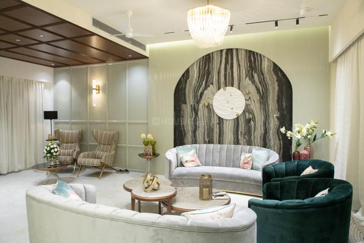 Silver Springs Main Image 1