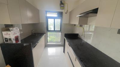 Kitchen Image of 670 Sq.ft 2 BHK Apartment / Flat for sale in Silver Serene, Goregaon West Mumbai for Rs. 22000000
