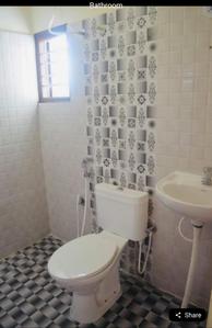 Bathroom Image of 1950 Sq.ft 2 BHK Apartment / Flat for rent in Shri Bankey Bihari Banke Bihari Kavyanjali Heights, Mohaddipur Gorakhpur for Rs. 15000