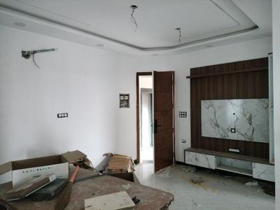 Living Room Image of 2200 Sq.ft 4 BHK Apartment / Flat for sale in Eden Towers Apartment, Sector 5 Dwarka New Delhi for Rs. 31000000