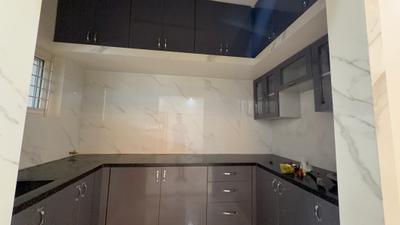 Kitchen Image of 850 Sq.ft 1 BHK Builder Floor for rent in Badamanavarathekaval Bengaluru for Rs. 10500