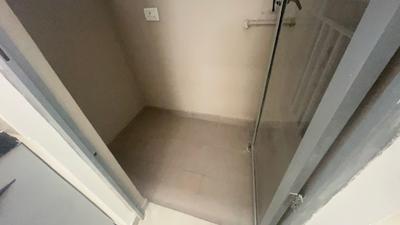 Bathroom Image of 920 Sq.ft 2 BHK Apartment / Flat for rent in Mahindra Happinest Tathawade, Tathawade Pune for Rs. 25000