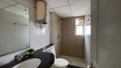 Image of 1658 Sq.ft 3 BHK Apartment / Flat for sale in Bestech Park View Ananda, Sector 81, Gurgaon for Rs. 18600000