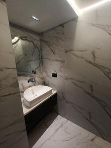 Bathroom Image of 2400 Sq.ft 3 BHK Apartment / Flat for rent in Civil Lines Jaipur for Rs. 75000