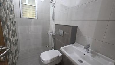 Bathroom Image of 2150 Sq.ft 3.5 BHK Apartment / Flat for sale in Nanded City, Nanded Pune for Rs. 27400000