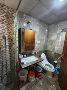 Bathroom Image of 1750 Sq.ft 3 BHK Apartment / Flat for rent in Janhavi Enclave, Bommanahalli Bengaluru for Rs. 70000