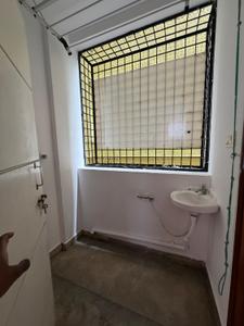 Bathroom Image of 1600 Sq.ft 3 BHK Builder Floor for rent in Basaveshwara Nagar Bengaluru for Rs. 45000
