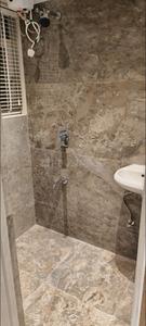 Bathroom Image of 510 Sq.ft 1 BHK Apartment / Flat for sale in Jogeshwari West Mumbai for Rs. 9000000