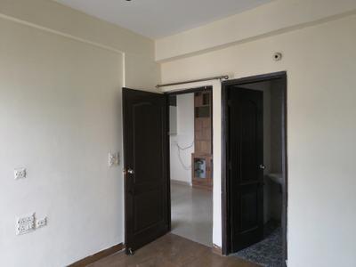 Bedroom Image of 840 Sq.ft 2 BHK Apartment / Flat for sale in Aditya Urban Homes Phase 1A, Bamheta Village Ghaziabad for Rs. 5150000