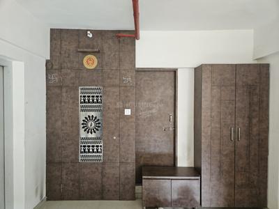 Bedroom Image of 1290 Sq.ft 3 BHK Builder Floor for sale in Mulund East Mumbai for Rs. 26000000