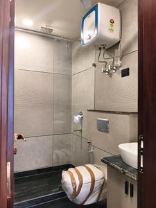 Bedroom One Image of 1550 Sq.ft 3 BHK Builder Floor for sale in Sector 55 Gurgaon for Rs. 26000000