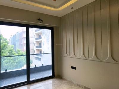 Bedroom Image of 3270 Sq.ft 4.5 BHK Builder Floor for sale in Emaar Marbella, Sector 66 Gurgaon for Rs. 52500000